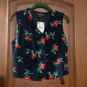 Carole Little size 6 vest new with tags